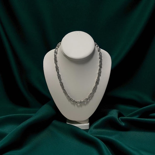The Infinity Link Necklace