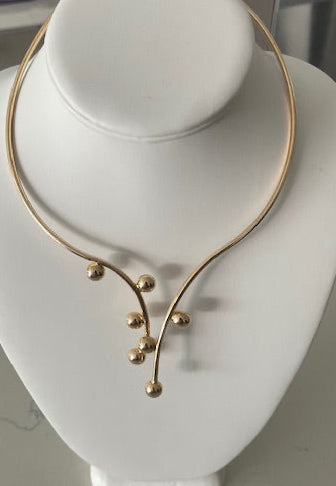 The Serenity Hoop Necklace